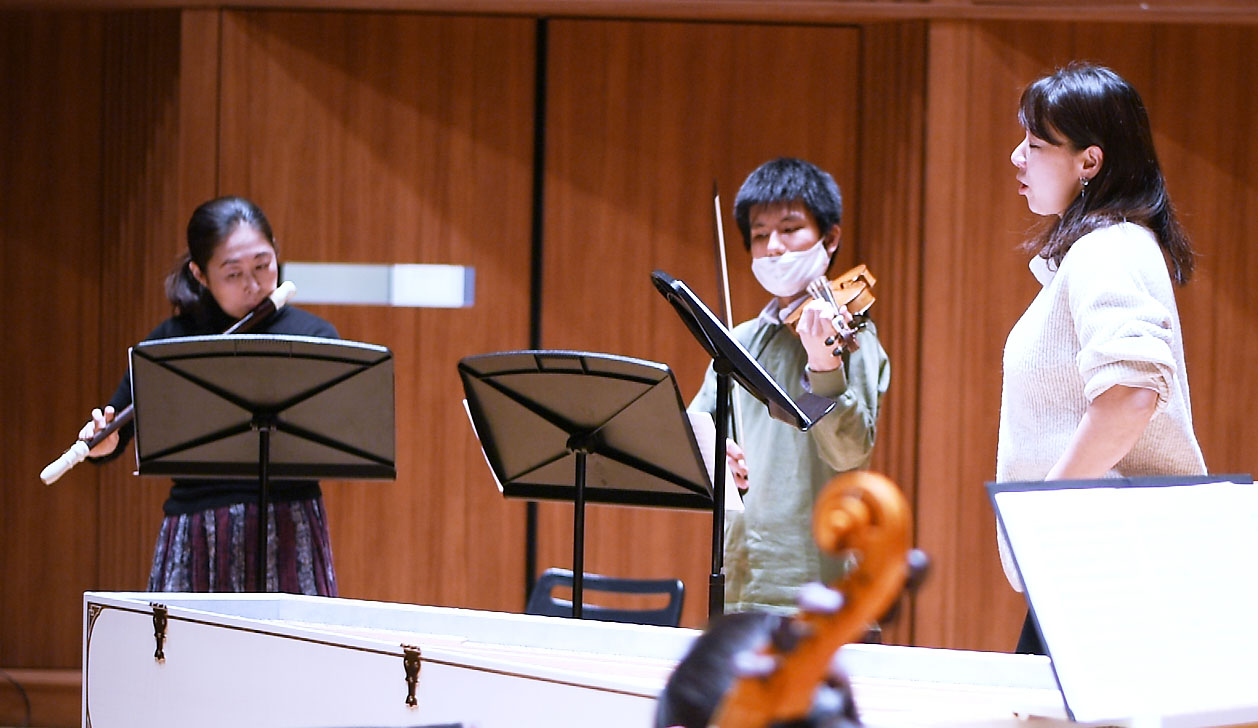 CD録音中、写真2